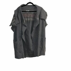 THML Women’s Gray Open Front Vest Cardigan Fringe Detail Tribal Pattern | Size L
